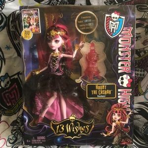Monster High “13 Wishes” Draculaura